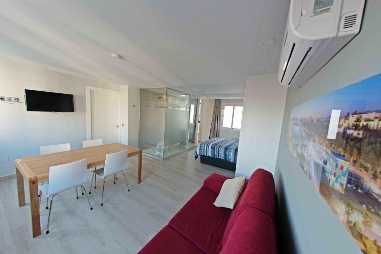 Luxury And Cozy Apartment マラガ エクステリア 写真